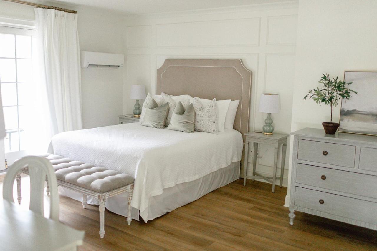 Couette-café Fairville 2*
